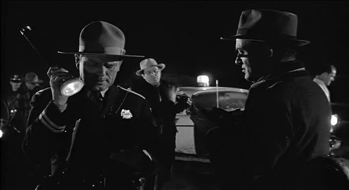 Police Discuss Prisoners' Whereabouts